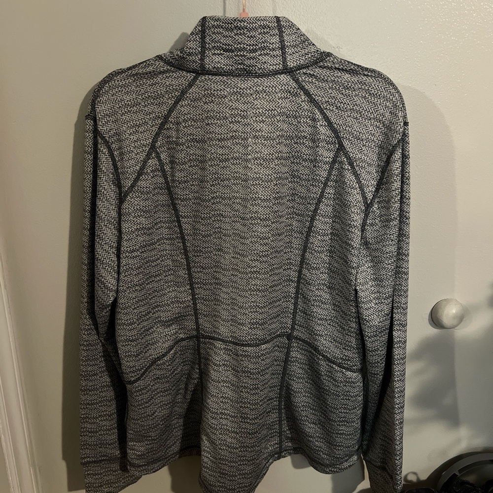 Gray Patterned Jacket - image 2